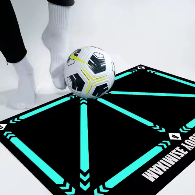 Durable Foldable 90cm Football Training Mat